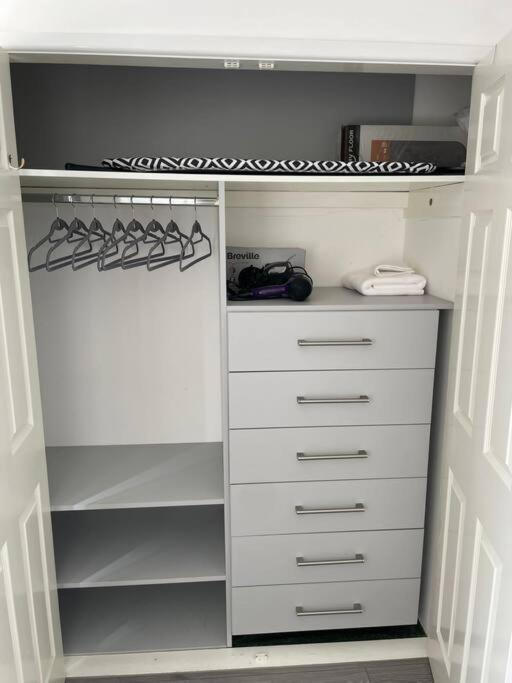 Grays Serviced Apartment Stifford Экстерьер фото